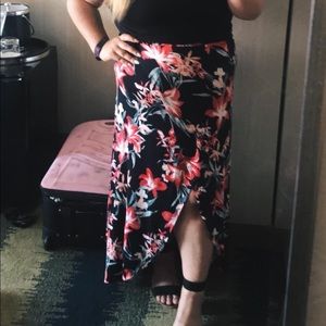 F21 Floral/Tropical Maxi Skirt